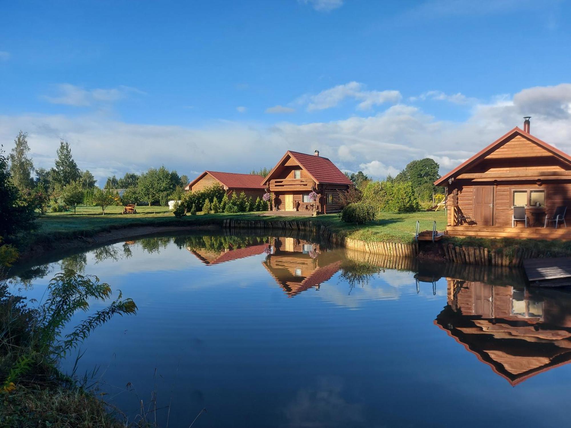 Lindiki Hotel Salaspils Kültér fotó