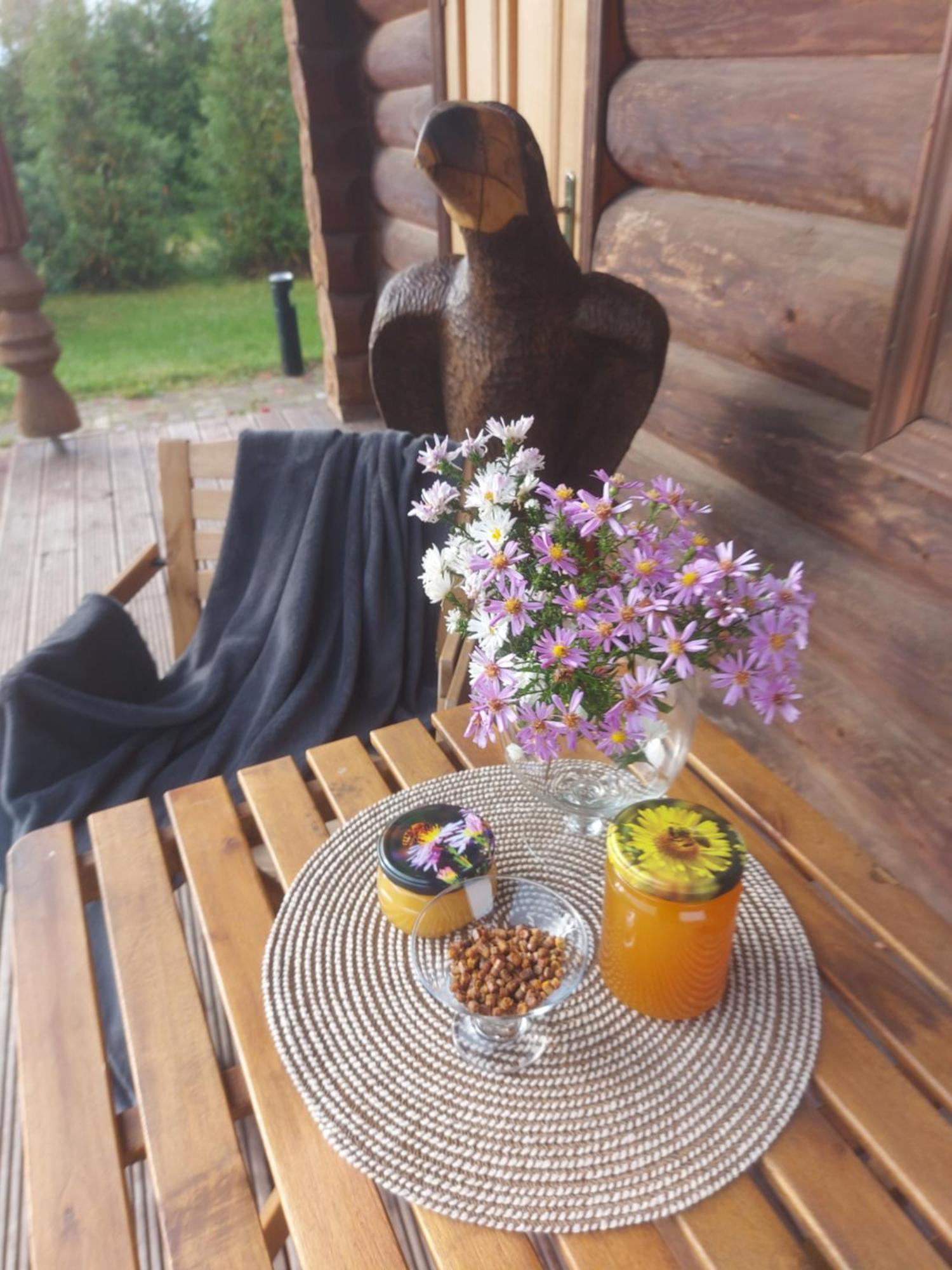 Lindiki Hotel Salaspils Kültér fotó